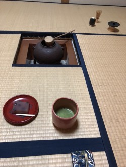 囲炉裏とお茶
